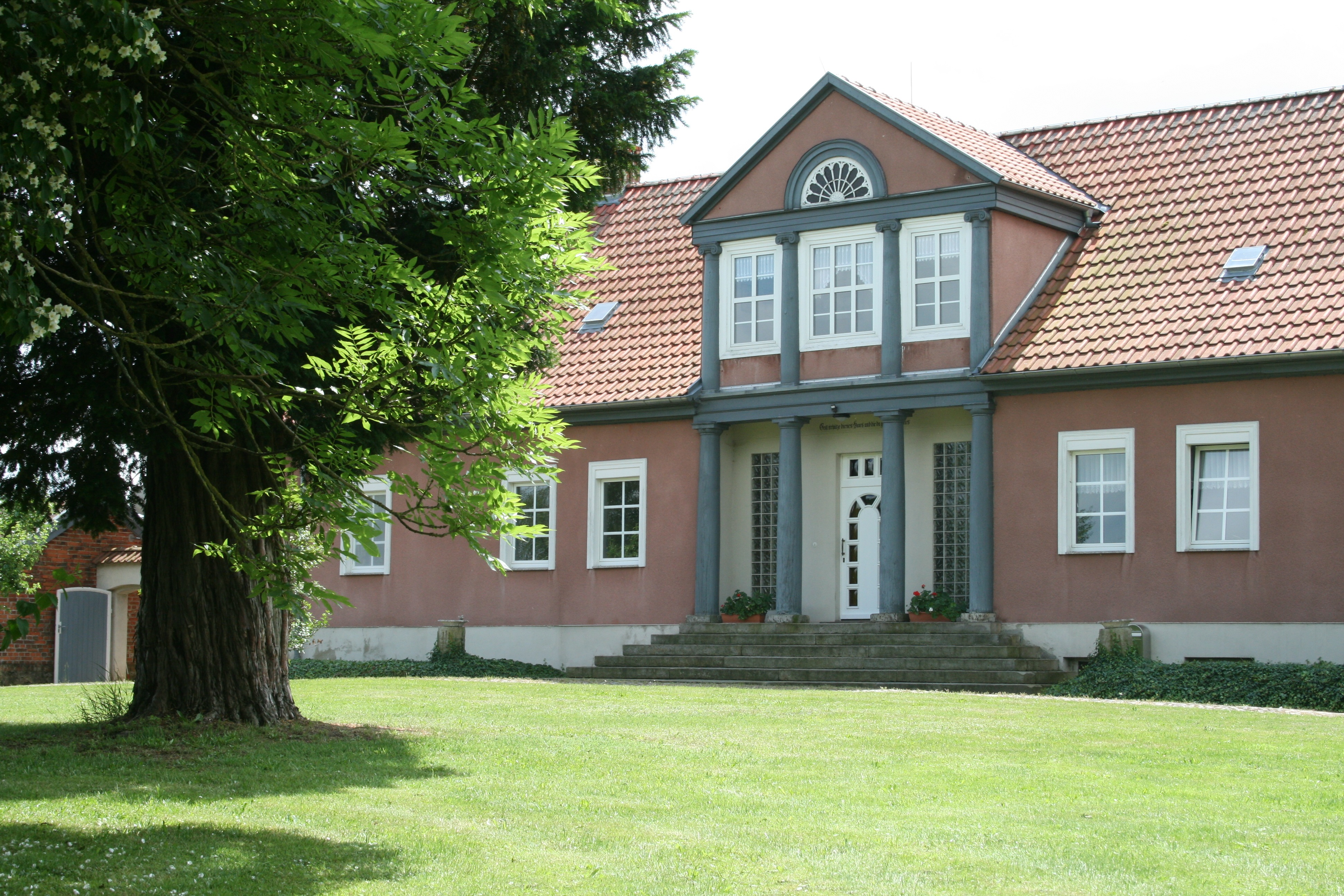 Ehemaliges Gutshaus in Wollenrade